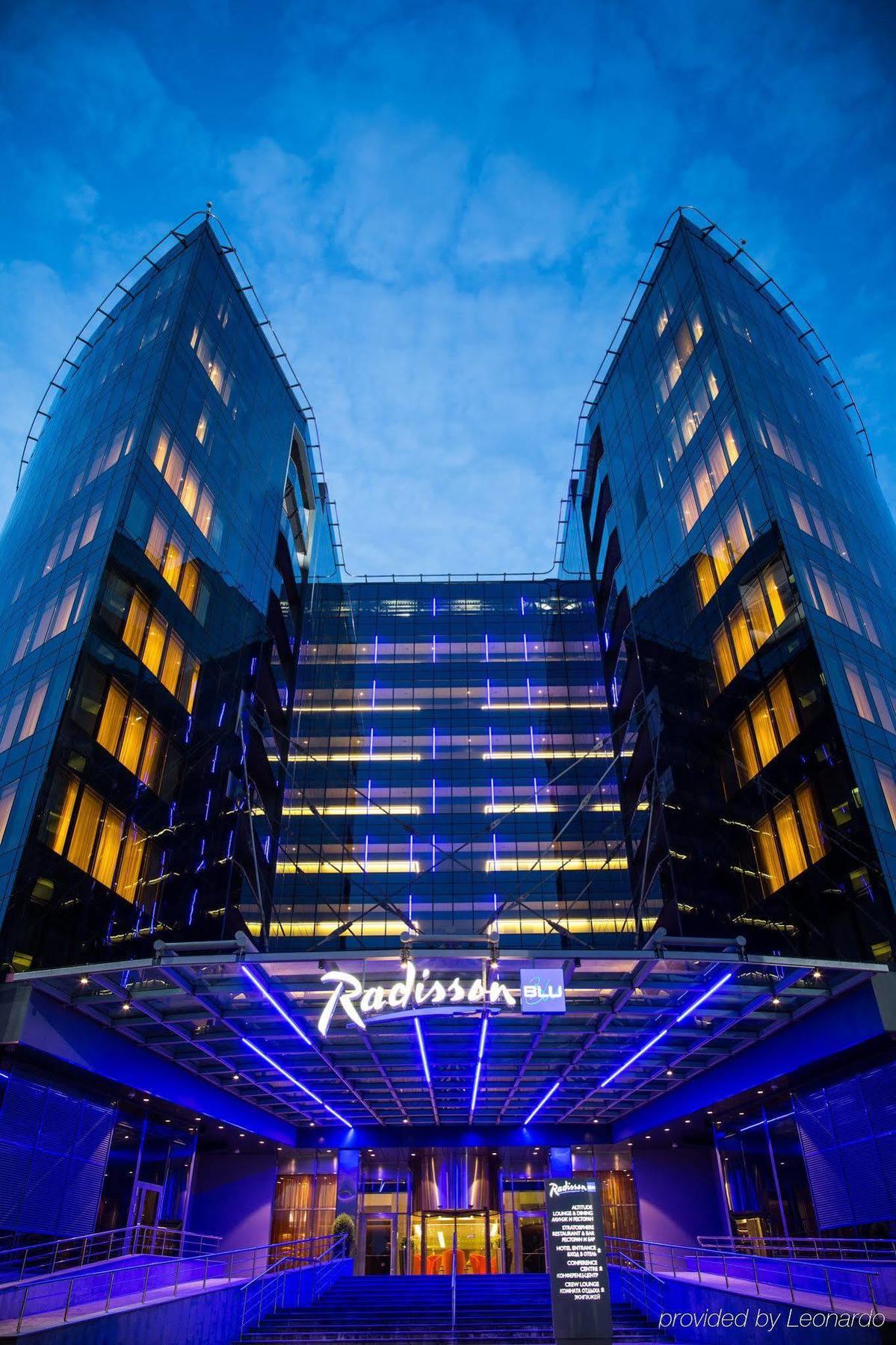 Radisson Blu Hotel Moscow Sheremetyevo Airport คิมกี ภายนอก รูปภาพ